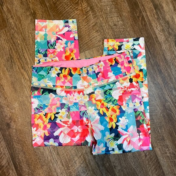 Aeropostale Love Live Dream Medium Pink Print Pattern Capri Crop Legging - Picture 2 of 5